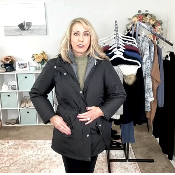 2-in-1 ! Susan Graver Water Resistant Systems Jacket, Black & Dark Gray, A460573 - Picture 9 of 13